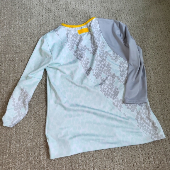 Adidas Stella McCartney Barricade Tee in steel green - Picture 6 of 7